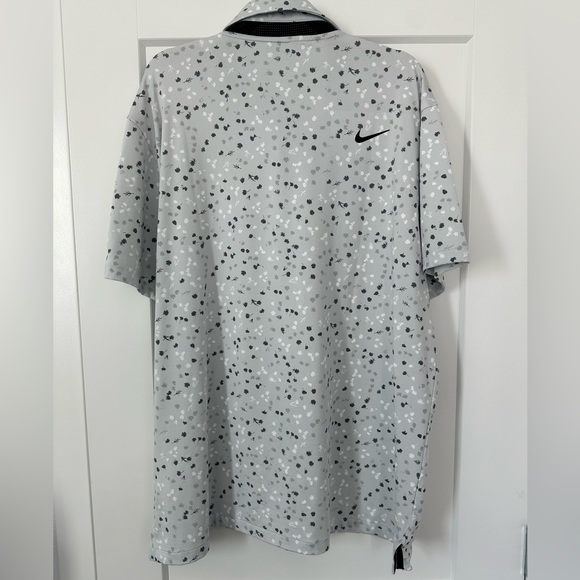 Nike Golf Polo - Picture 2 of 3